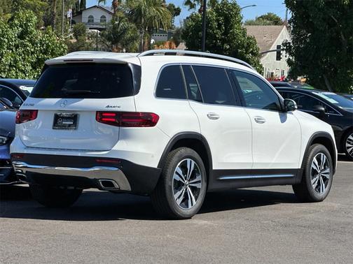 2026 Mercedes-Benz GLB 250 Base 4MATIC