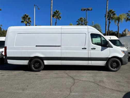 2025 Mercedes-Benz Sprinter 2500 170 WB High Roof Extended Cargo