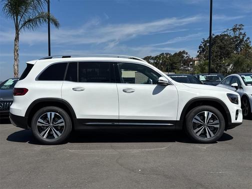 2025 Mercedes-Benz GLB 250 Base 4MATIC