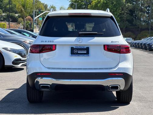 2025 Mercedes-Benz GLB 250 Base 4MATIC
