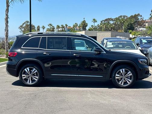 2025 Mercedes-Benz GLB 250 Base 4MATIC