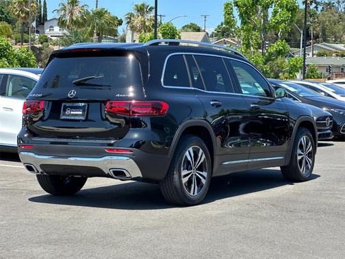 2025 Mercedes-Benz GLB 250 Base 4MATIC