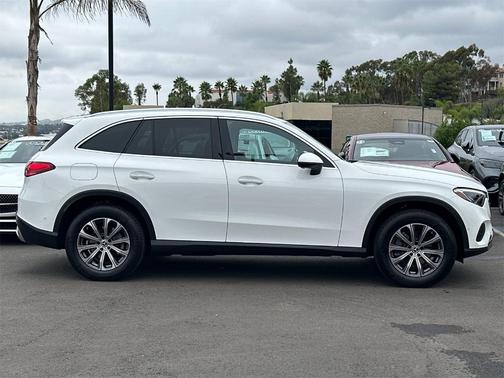 2024 Mercedes-Benz GLC 300 Base 4MATIC