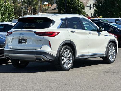 2021 INFINITI QX50 ESSENTIAL