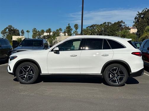 2026 Mercedes-Benz GLC 300 Base