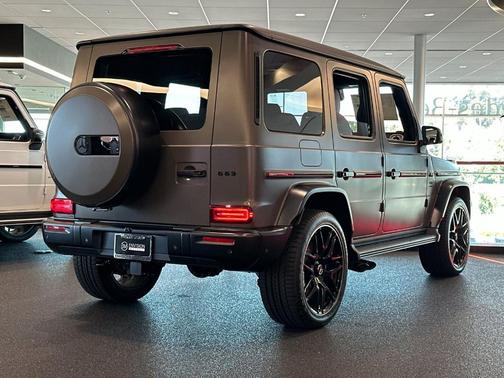 2026 Mercedes-Benz AMG G 63 Base