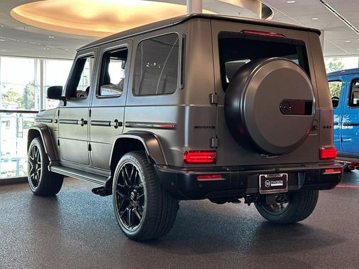 2026 Mercedes-Benz AMG G 63 Base