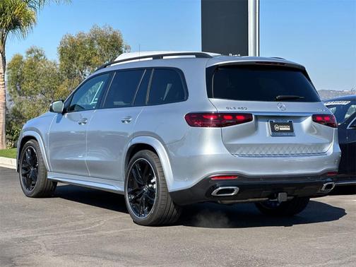 2025 Mercedes-Benz GLS 450 4MATIC