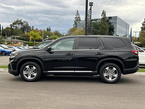 2023 Honda Pilot EX-L 7-Passenger