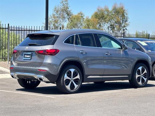 2026 Mercedes-Benz GLA 250 Base 4MATIC