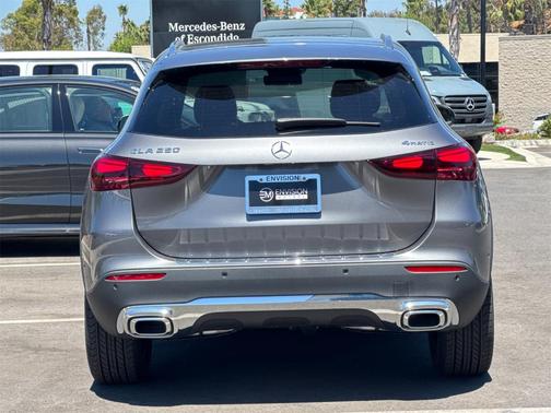 2026 Mercedes-Benz GLA 250 Base 4MATIC
