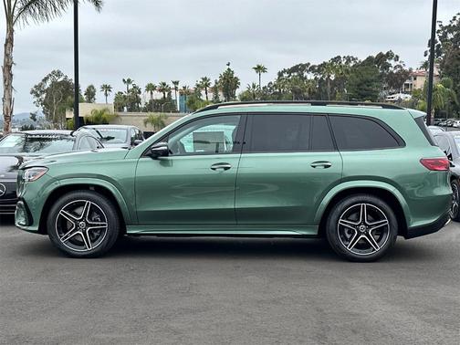 2025 Mercedes-Benz GLS 450 4MATIC