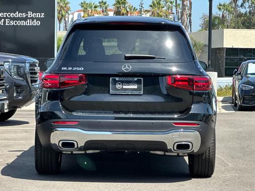 Cosmos Black Metallic 2026 Mercedes-Benz GLB 250 Base