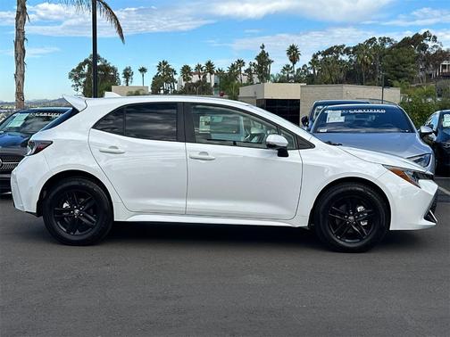 2022 Toyota Corolla Hatchback SE
