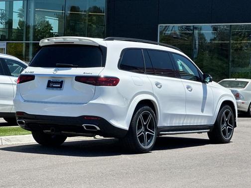 Polar White 2025 Mercedes-Benz GLS 450 4MATIC