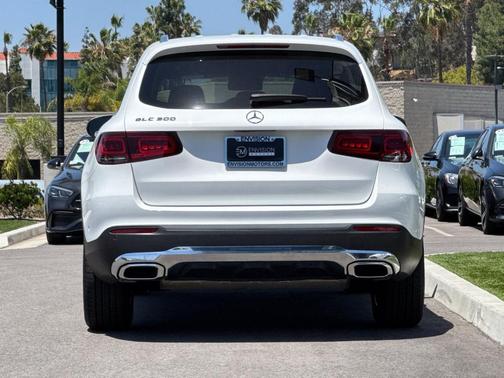 Polar White 2022 Mercedes-Benz GLC 300 Base