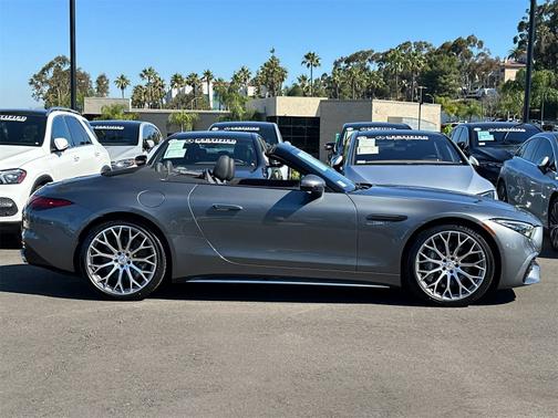 2023 Mercedes-Benz AMG SL 43