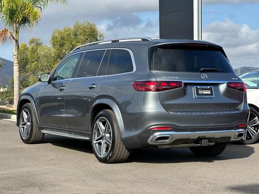2026 Mercedes-Benz GLS 450