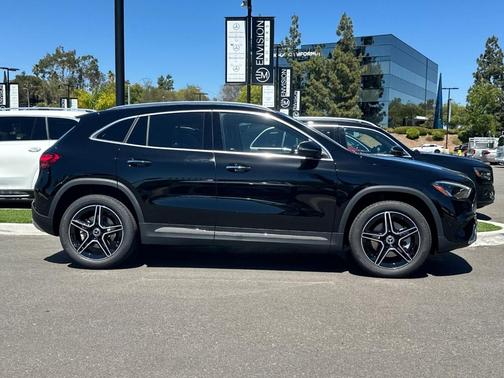 Black 2026 Mercedes-Benz GLA 250 Base