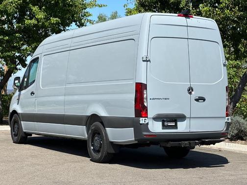 2024 Mercedes-Benz eSprinter 2500 170 WB High Roof Cargo