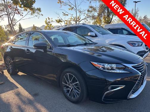 2017 Lexus ES 350 Base