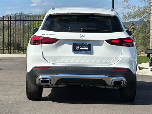 2025 Mercedes-Benz GLA 250 Base