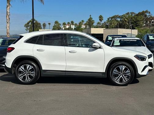 2025 Mercedes-Benz GLA 250 Base