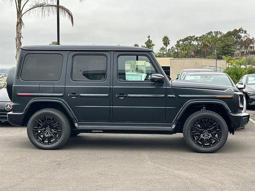 2025 Mercedes-Benz G-Class Base