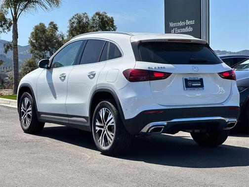 2025 Mercedes-Benz GLA 250 Base
