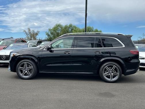 Black 2026 Mercedes-Benz GLS 450 4MATIC