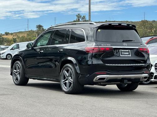 Black 2026 Mercedes-Benz GLS 450 4MATIC