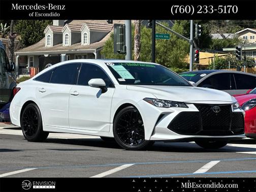 2019 Toyota Avalon XLE