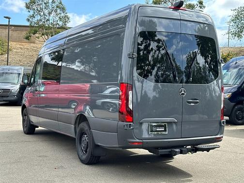 2024 Mercedes-Benz Sprinter 2500 170 WB