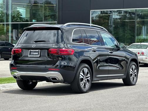 Midnight Black 2026 Mercedes-Benz GLB 250 Base 4MATIC