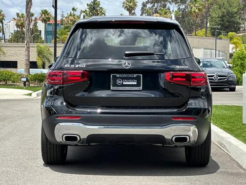 Midnight Black 2026 Mercedes-Benz GLB 250 Base 4MATIC