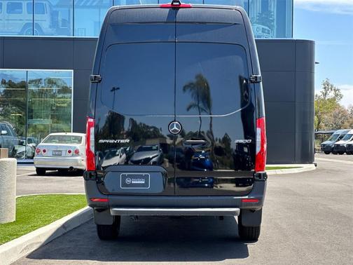 2025 Mercedes-Benz Sprinter 2500 High Roof
