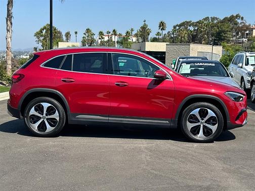 2026 Mercedes-Benz GLA 250 Base 4MATIC