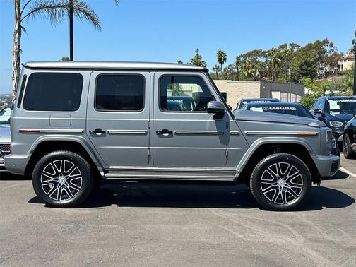 2025 Mercedes-Benz G-Class Base