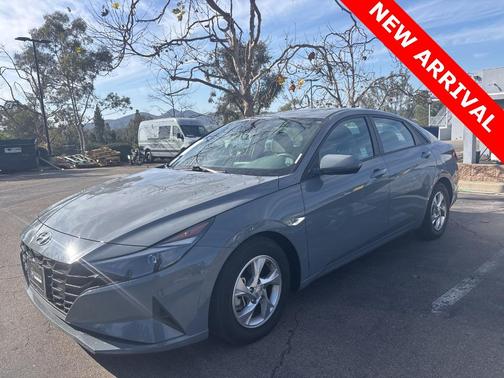 2021 Hyundai ELANTRA SE