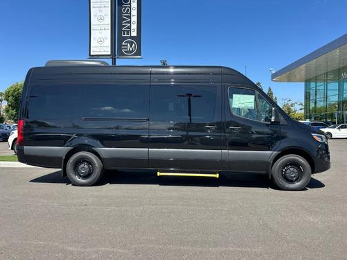 2026 Mercedes-Benz Sprinter 2500 High Roof