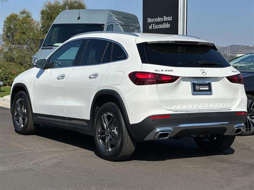 2026 Mercedes-Benz GLA 250 Base 4MATIC