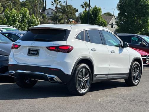 2026 Mercedes-Benz GLA 250 Base 4MATIC