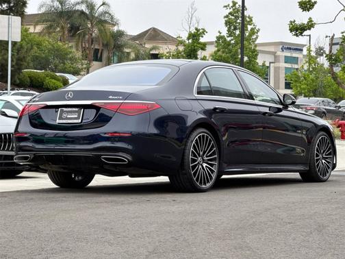 2022 Mercedes-Benz S-Class