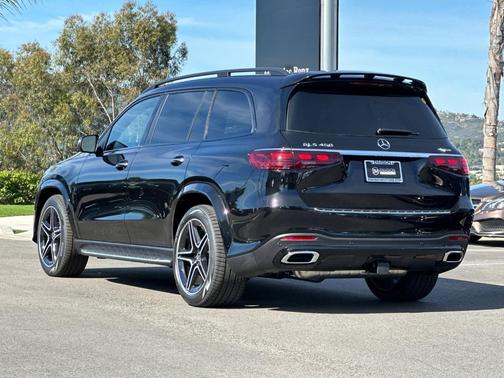 2026 Mercedes-Benz GLS 450 4MATIC