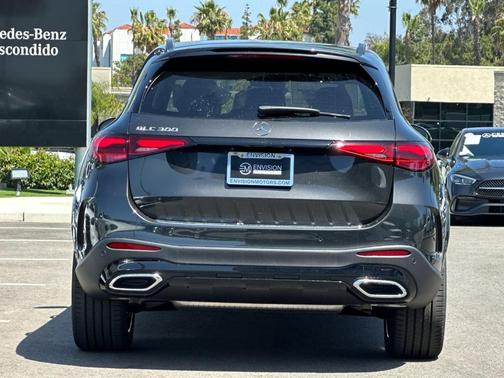 Graphite 2026 Mercedes-Benz GLC 300 Base