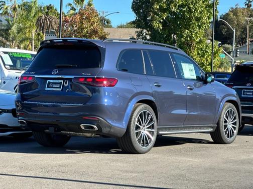 2026 Mercedes-Benz GLS 580 Base 4MATIC