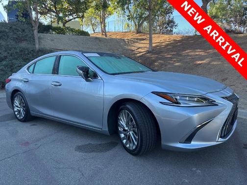 2023 Lexus ES 350 Ultra Luxury