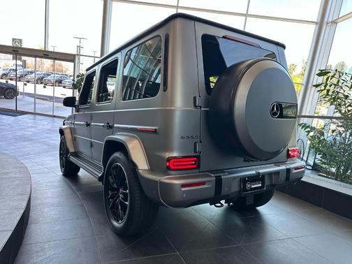 Platinum 2026 Mercedes-Benz G-Class G 550 4MATIC