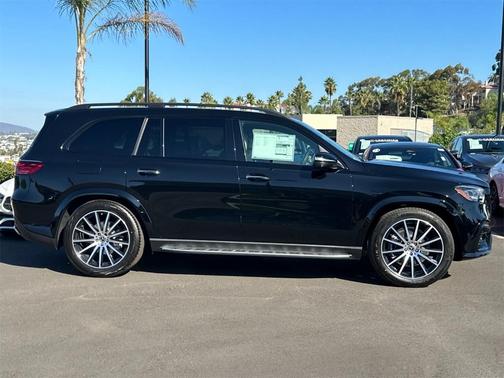 2026 Mercedes-Benz GLS 580 Base 4MATIC