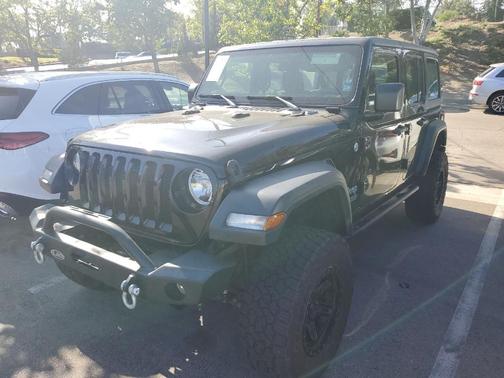 Black Clearcoat 2020 Jeep Wrangler Unlimited Sport